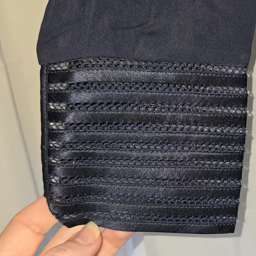Veronica Beard Silk tie neck Bolton top - Picture 5 of 8